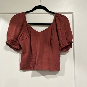 NWT Abercrombie & Fitch flutter sleeve shirt - rust colored, size M